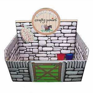 Crafty Ponies Cardboard Stable