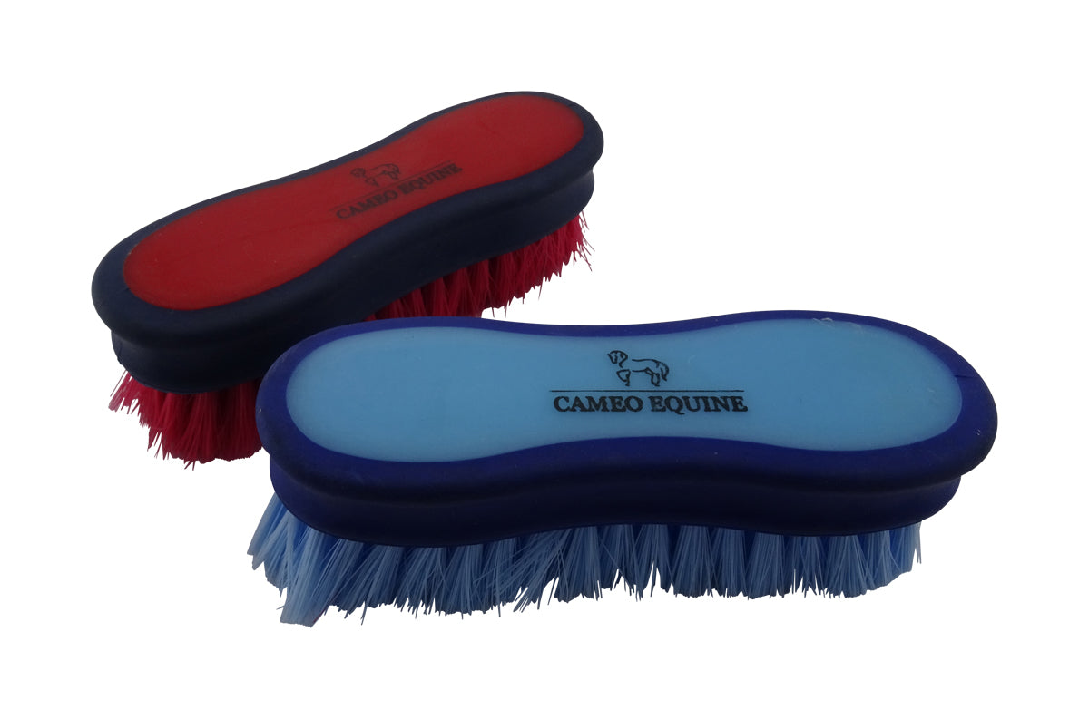 Cameo Equine Fine & Dandy Face Brush