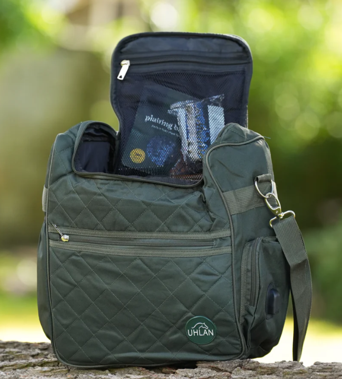 Uhlan Grooming Pro Bag with USB port and Drinks Cooler