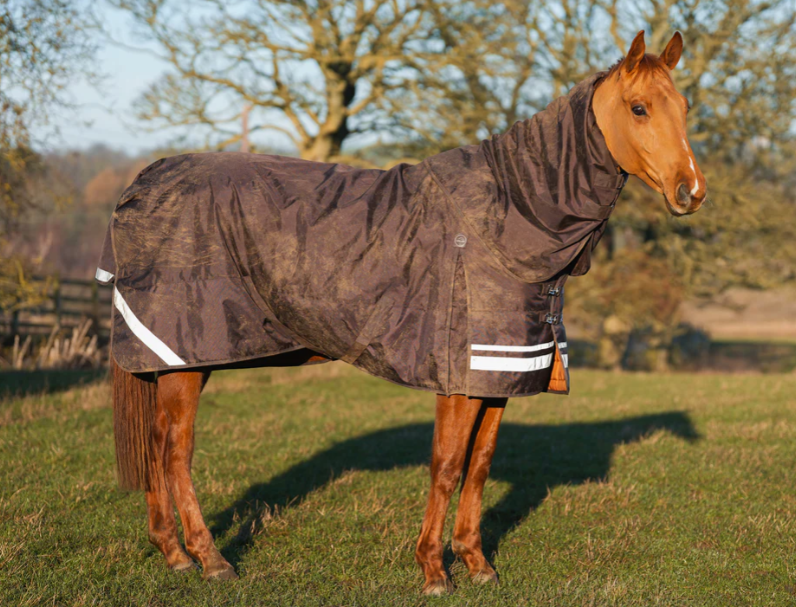 Uhlan Faux Fur Lined Detachable Neck Turnout Rug 1680 Denier