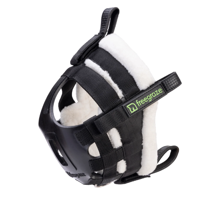 FreeGraze Deluxe AirFlow Detachable Grazing Muzzle Black