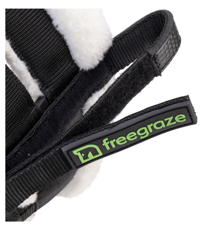 FreeGraze Deluxe AirFlow Detachable Grazing Muzzle Black